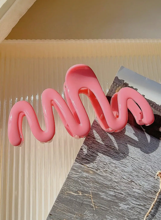 Acrylic Wave Hair Clip