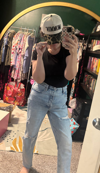 Mommin’ Embroidered Leopard Baseball Cap
